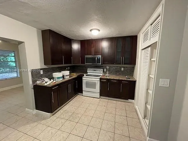 Sunrise Villas Condominiu — Photo 2