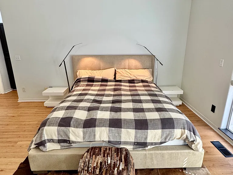 Master Bedroom with California King bed