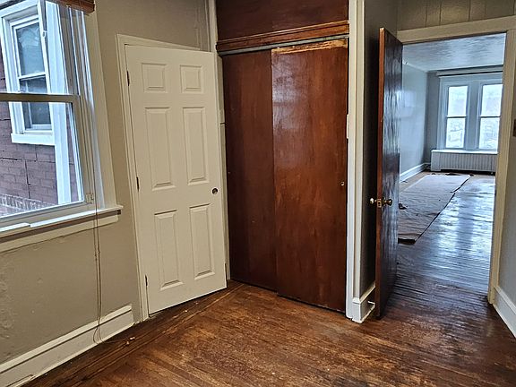5th image of 1992 W Cheltenham Ave Floor 2