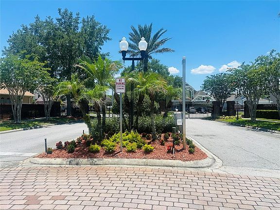 2nd image of 2530 Sand Arbor Cir