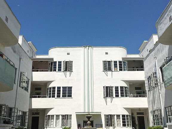 5th image of 909 S Serrano Ave #7