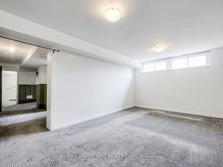 530 Lees Ln — Photo 21