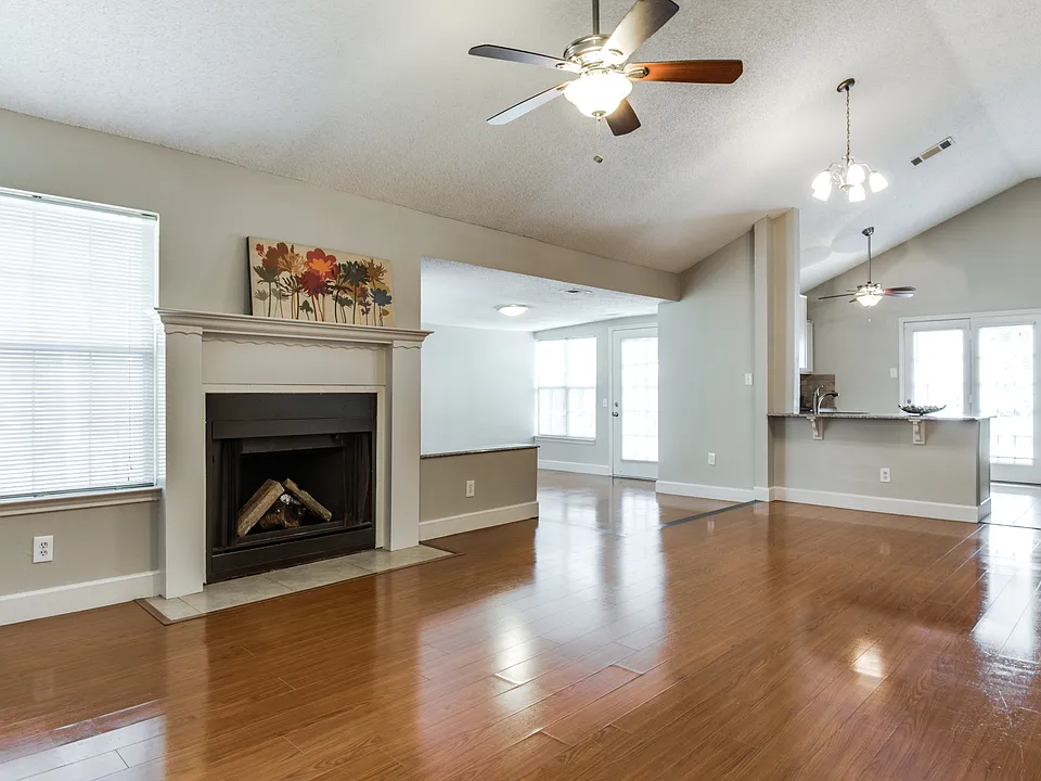 1461 Javelin Way
