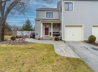 25 Highview Rd, Hopewell Junction, NY 12533