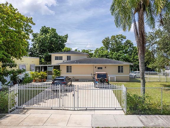 5th image of 3725 NW 11th Ave