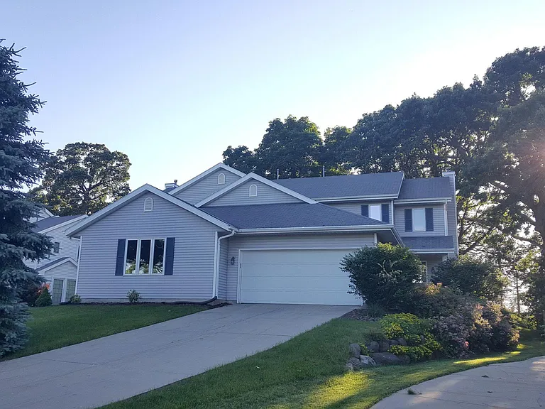 Updated Middleton duplex with landscaped yard in top_rated school district.