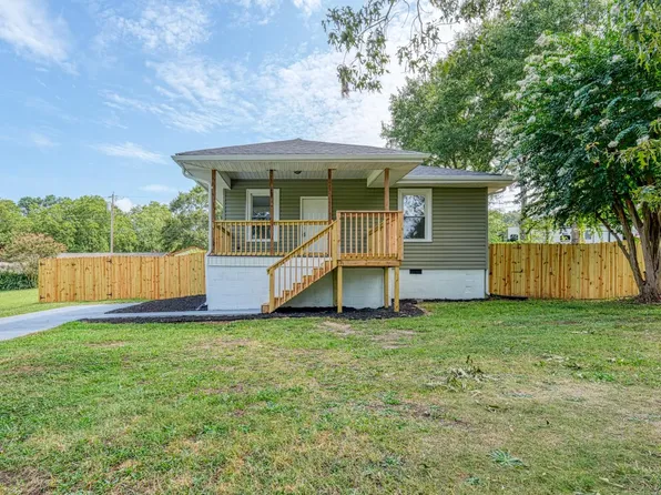 121 Beth St, Greer, SC 29651
