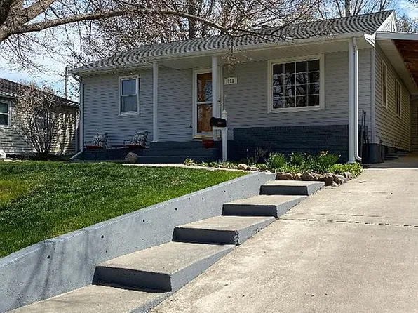 711 Westridge Pkwy, McCook, NE 69001