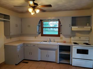 538 S Main St, Mountain Grove, MO 65711