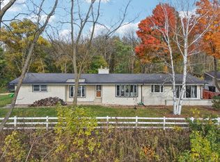 150 Riverside Dr, Waterford, WI 53185