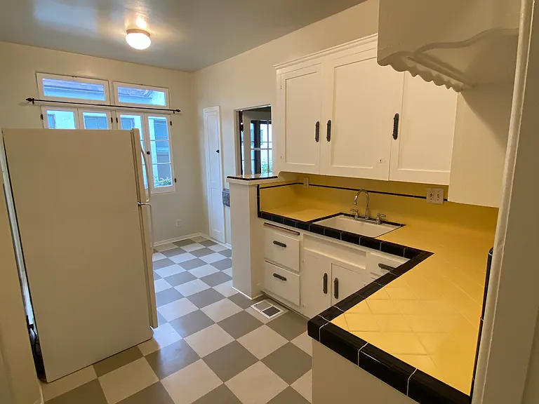 KITCHEN AND NOOK