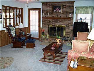 3rd image of 337 Knollwood Dr