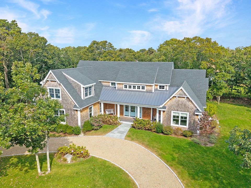 1st image of 32 Marthas Rd