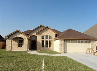 7610 Superior Dr, Nederland, TX 77627
