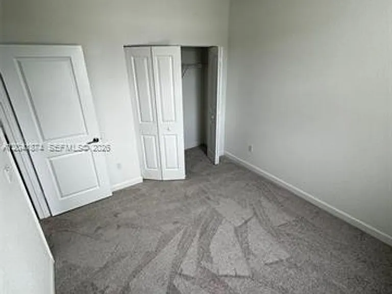 285 SW 159th Ln — Photo 32