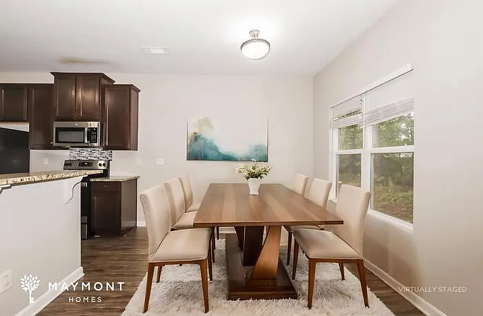 1851 Simmons Ln — Photo 8
