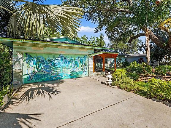 2nd image of 2027 Seton Dr