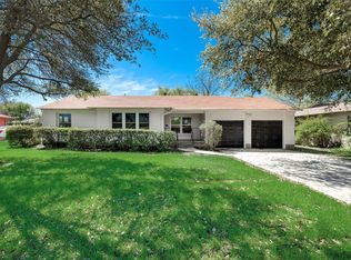 3609 W Seminary Dr, Fort Worth, TX 76109