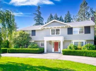 1601 77th Ave NE, Medina, WA 98039