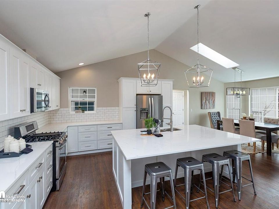 1st image of 3951 E Cottonwood Way
