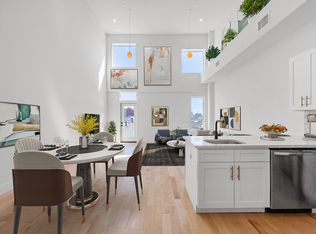 136 Bayard St #A, Brooklyn, NY 11222