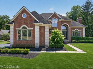 45701 Balfour Ct, Novi, MI 48377
