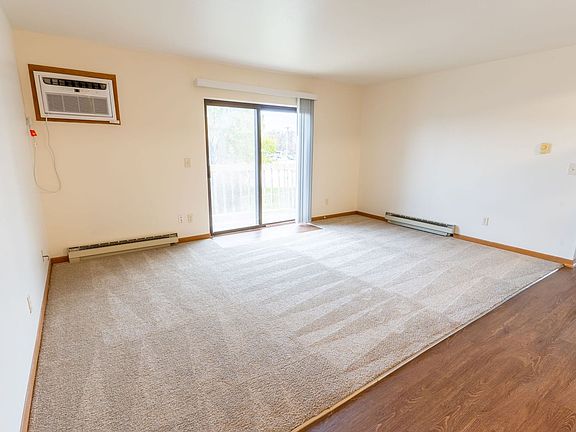 2nd image of 4718 Dale St #8