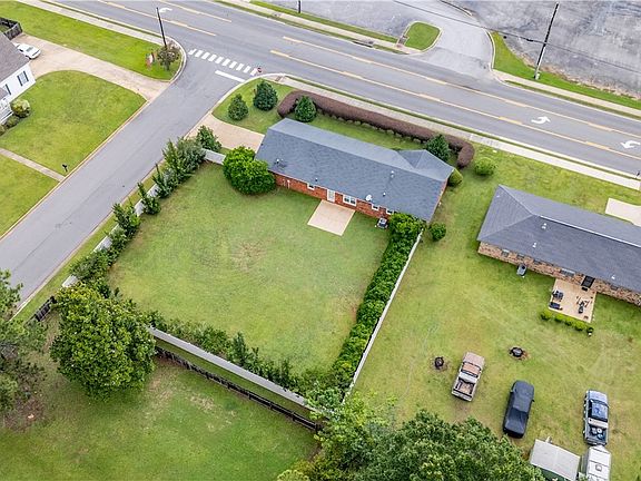 2nd image of 3636 Rice Mine Rd NE