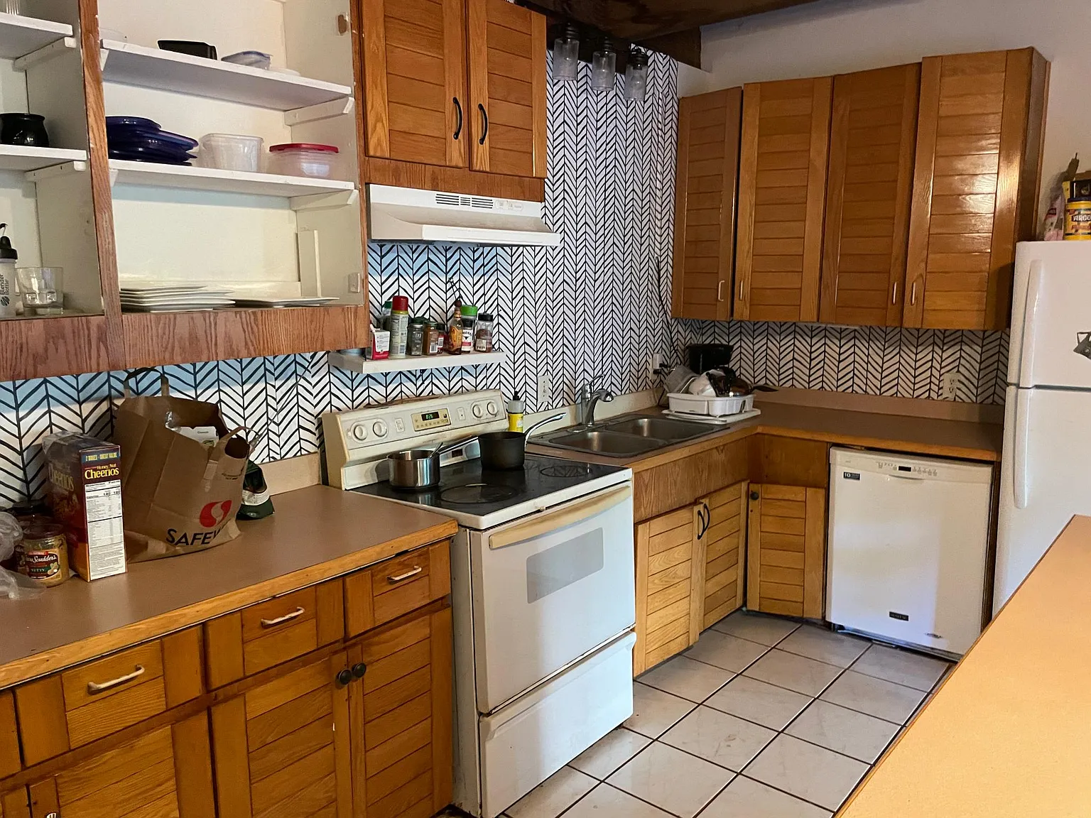 37 Haliu St — Photo 3