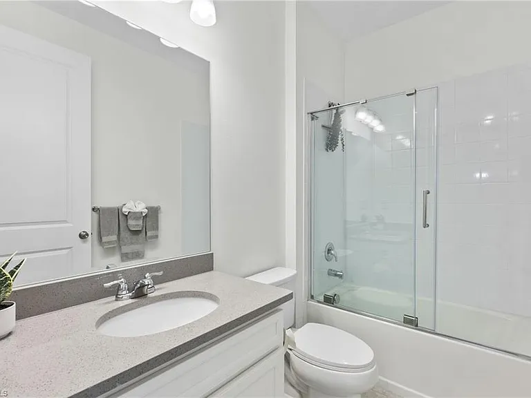 4607 Arboretum Cir #202 — Photo 14