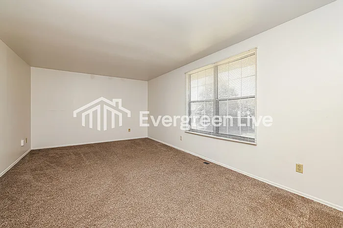 8060 Mount Everest St — Photo 9