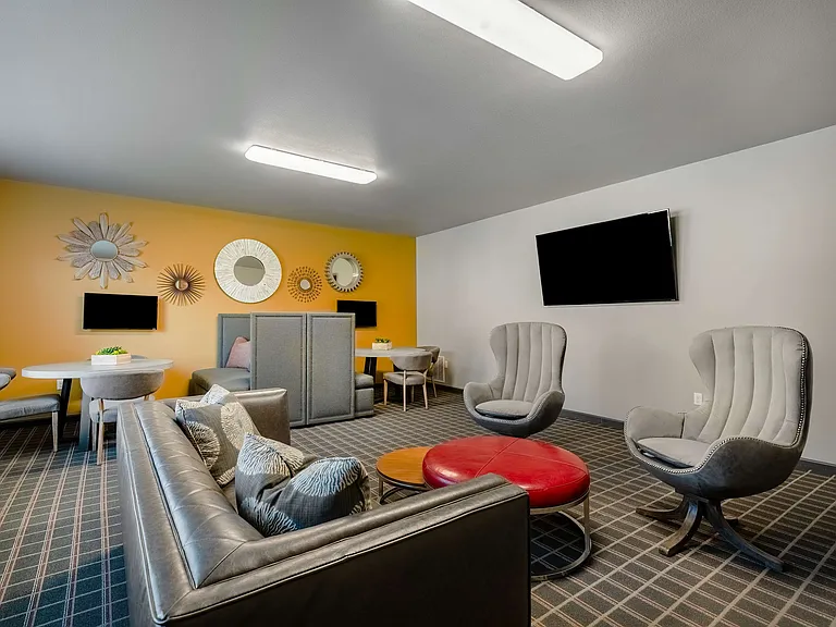 Stylish Resident Lounge in Carrollton Apartment Community