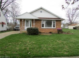 24201 Hartland Rd, Euclid, OH 44123