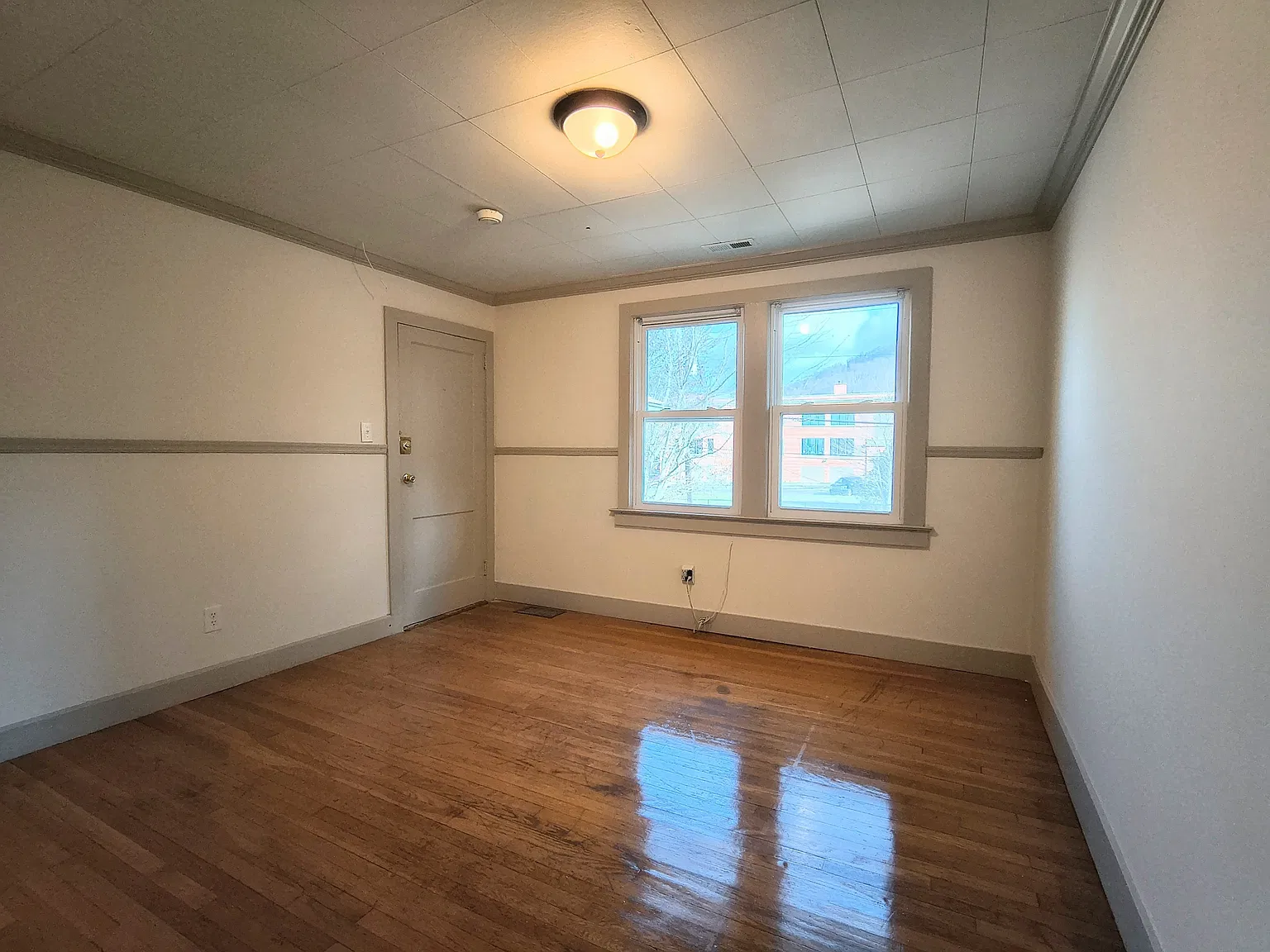 1 bed, 553 sqft, $1,200 — Photo 2