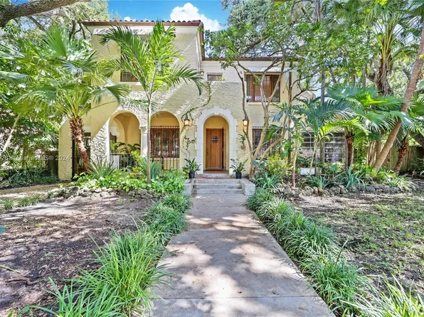 45 NE 45th St, Miami, FL 33137