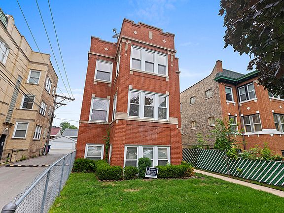 2nd image of 5112 W Sunnyside Ave