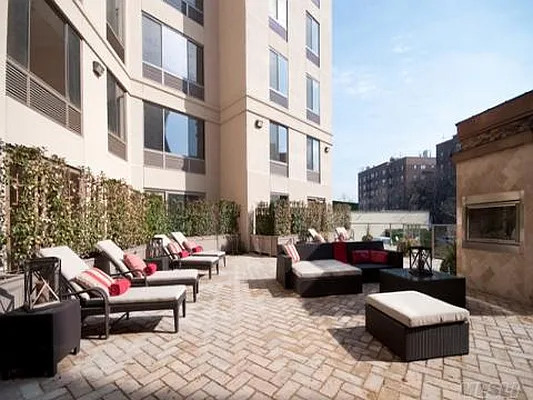 Sold by Prime Realty | media 4