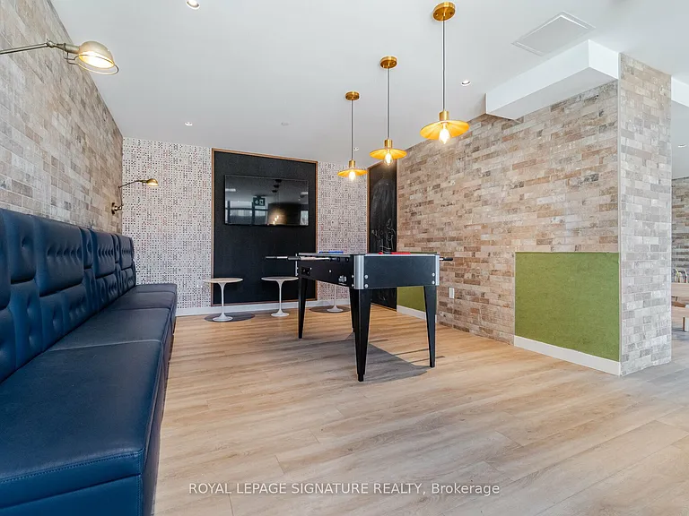 2300 Saint Clair Ave W #815 — Photo 33