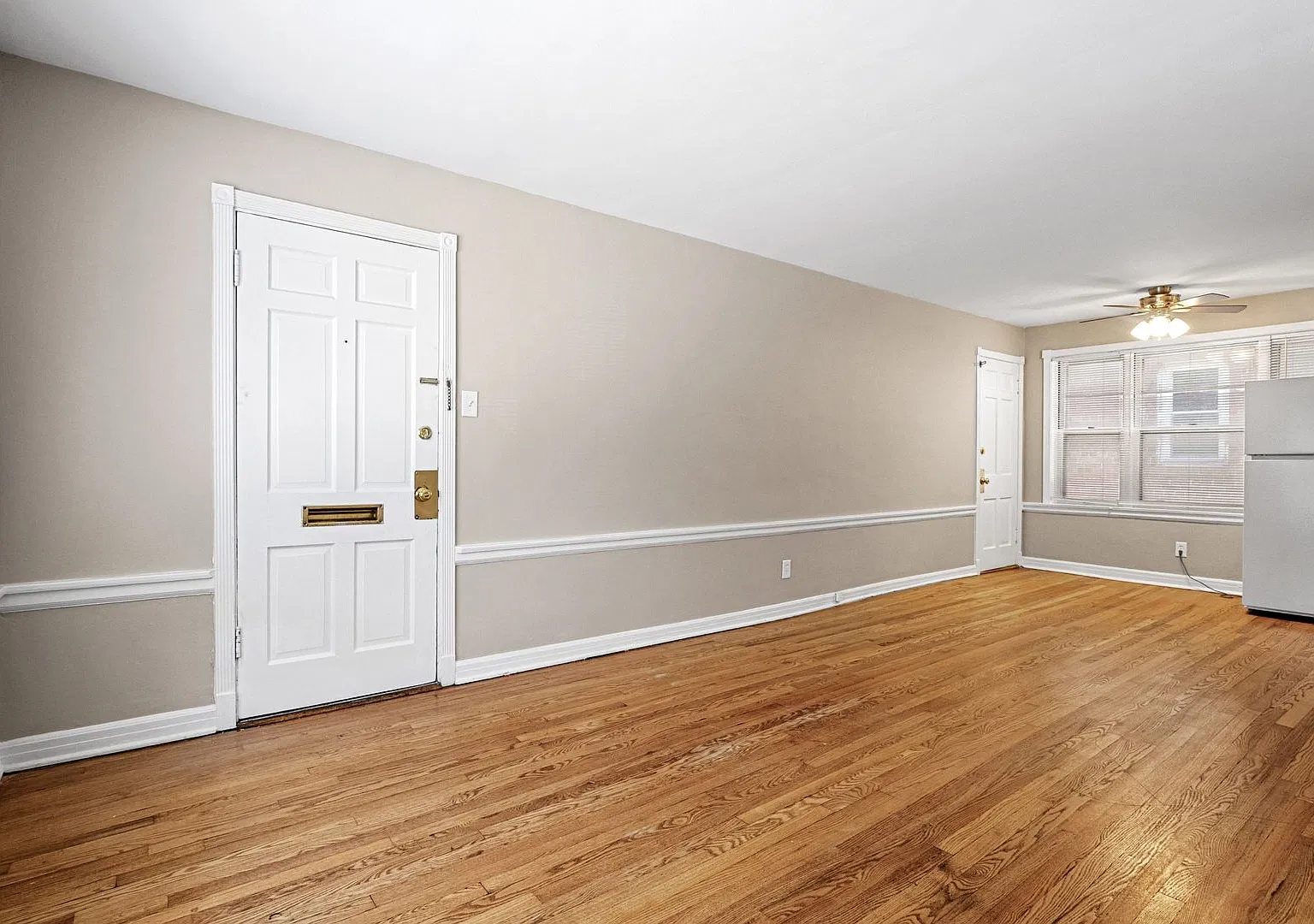 6544 Loran — Photo 4