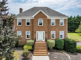 412 Meadows Dr, Forest, VA 24551