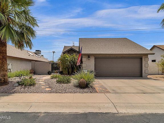 2nd image of 4121 E La Puente Ave