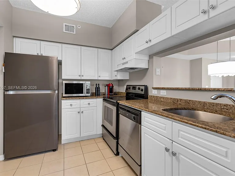 2309 Tuscany Way #2309 — Photo 9
