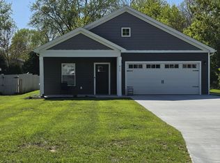 817 Moore St, Davison, MI 48423