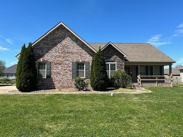 1st image of 767 Gainesway Dr