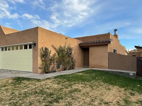 7224 Chickadee Ln NE, Albuquerque, NM 87109
