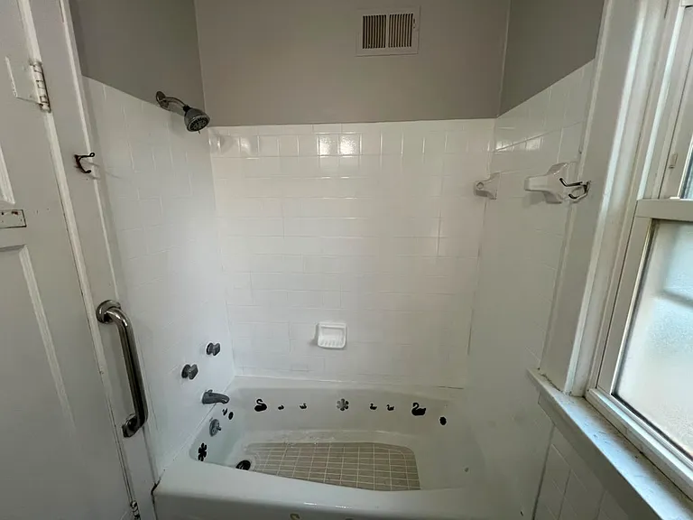 5021 N 27th St #2 — Photo 5