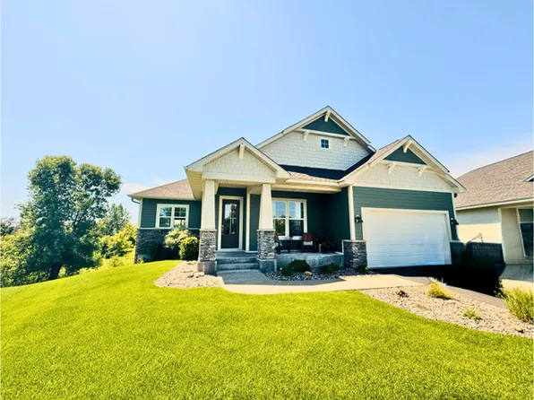 9029 Jade Cir N, Lake Elmo, MN 55042