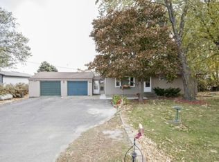 136 63rd Ave SW, Rochester, MN 55902