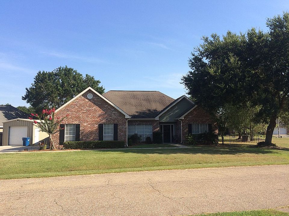 1st image of 125 Kirkwood Ln
