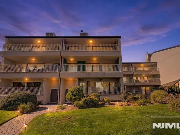 1225 River Road #7D, Edgewater, NJ 07020